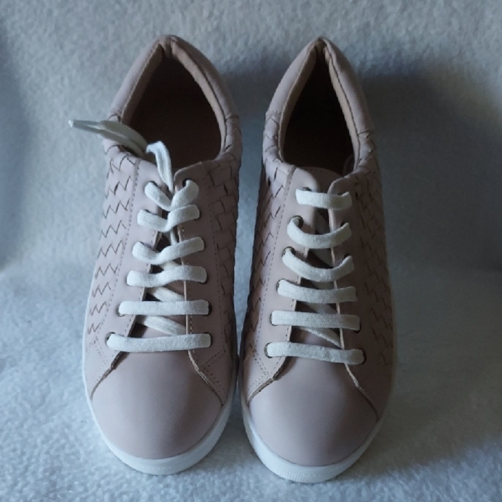 Womens Consciously Baby Sneakers